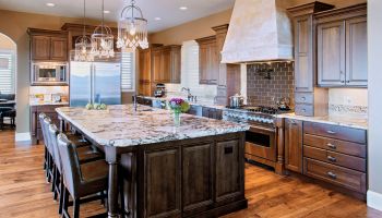 Kitchens Design Ideas by R.D. Henry & Co. Get Design Inspiration ...